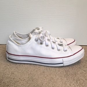 White Converse. Size women’s 8